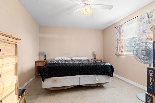 504 S 9th St, Aransas Pass, TX 78336