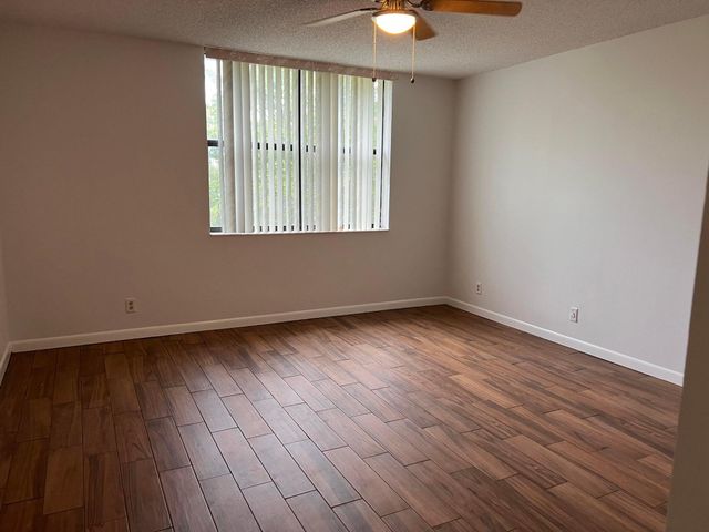 3100 NW 42nd Avenue D404, Coconut Creek, FL 33066