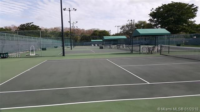 3100 NW 42nd Avenue D404, Coconut Creek, FL 33066