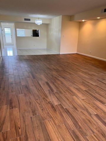 3100 NW 42nd Avenue D404, Coconut Creek, FL 33066