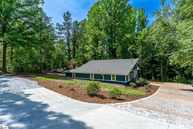 135 Harris Road, Pickens, SC 29671