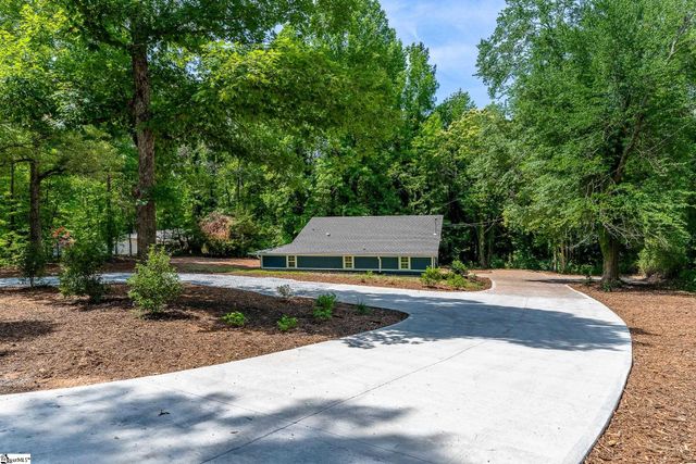 135 Harris Road, Pickens, SC 29671