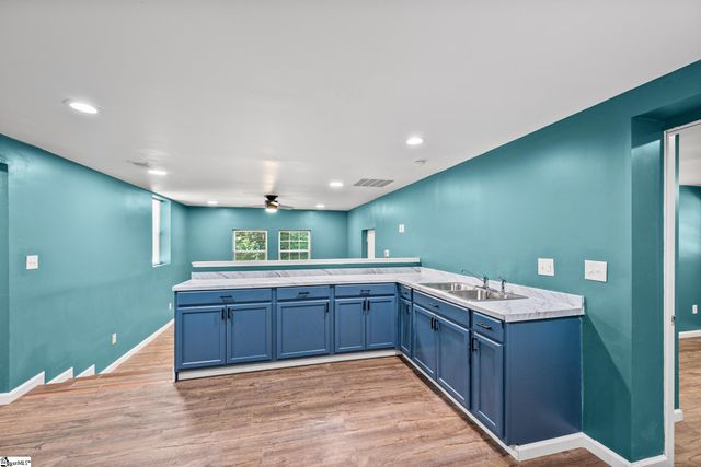 135 Harris Road, Pickens, SC 29671