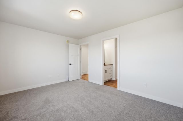 6264 86th Avenue S, Horace, ND 58047