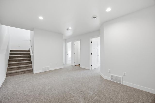 6264 86th Avenue S, Horace, ND 58047