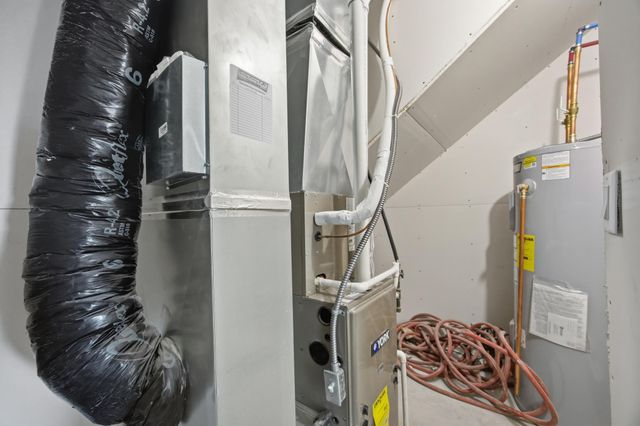 6264 86th Avenue S, Horace, ND 58047