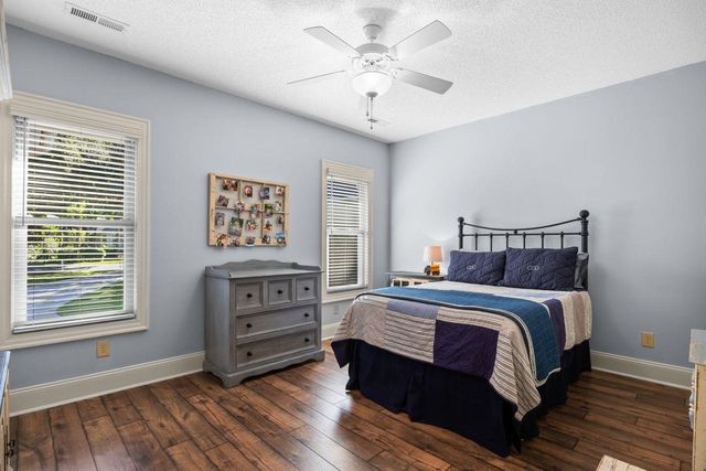 815 Bentley Ln., North Myrtle Beach, SC 29582