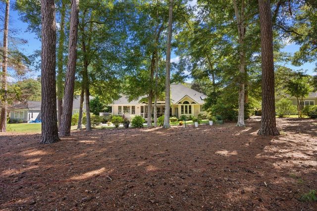 815 Bentley Ln., North Myrtle Beach, SC 29582