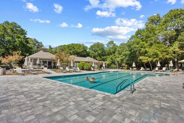 815 Bentley Ln., North Myrtle Beach, SC 29582