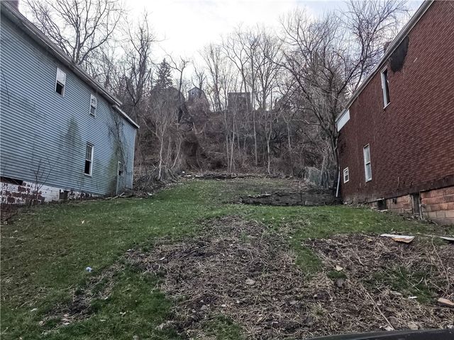 380 Stewart St, Turtle Creek, PA 15145