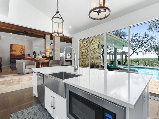 14407 Challedon Circle, San Antonio, TX 78248