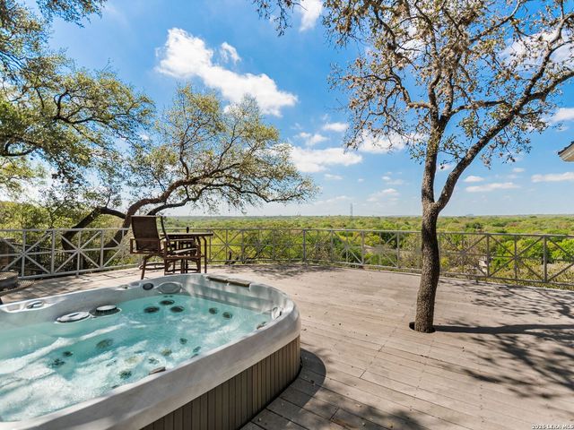 14407 Challedon Circle, San Antonio, TX 78248