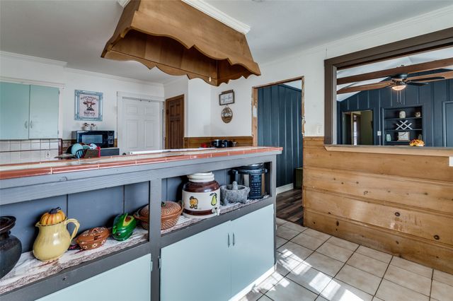 5732 Monterrey Drive, Fort Worth, TX 76112