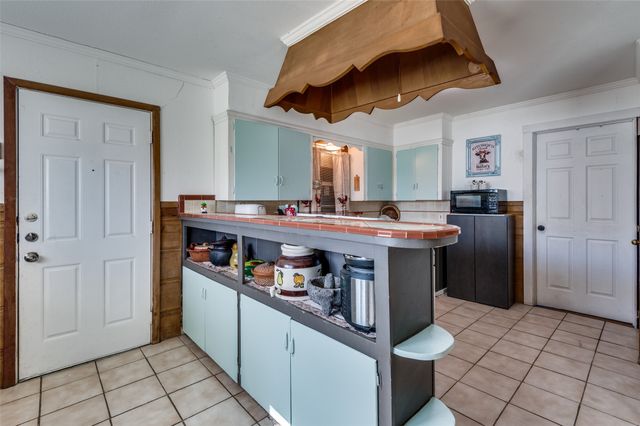 5732 Monterrey Drive, Fort Worth, TX 76112