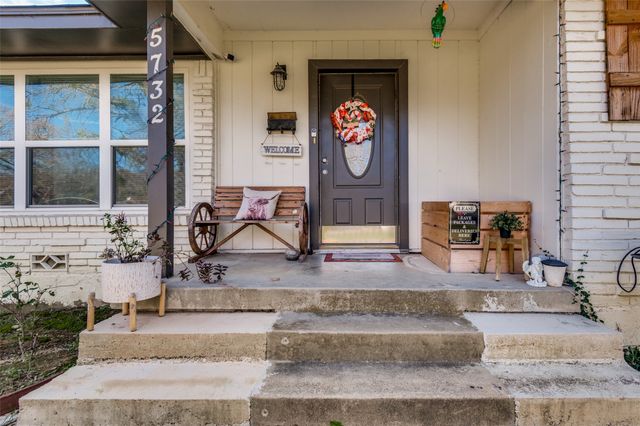 5732 Monterrey Drive, Fort Worth, TX 76112