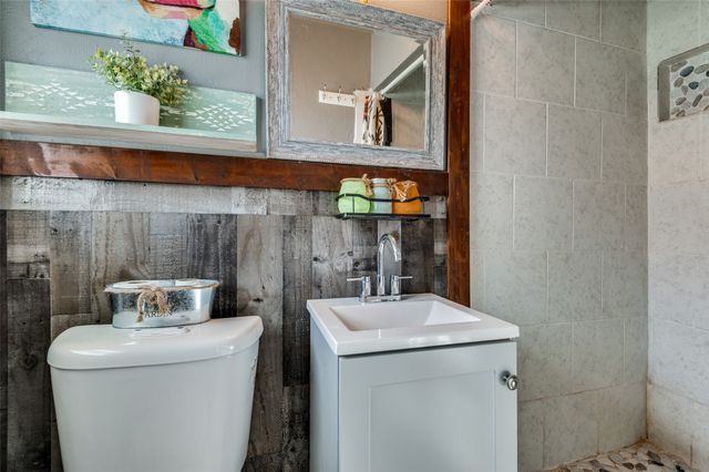 5732 Monterrey Drive, Fort Worth, TX 76112