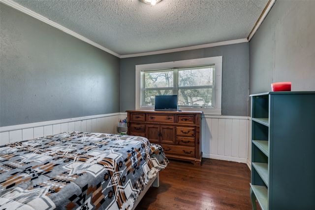 5732 Monterrey Drive, Fort Worth, TX 76112