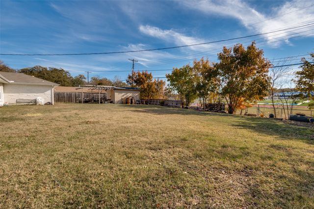 5732 Monterrey Drive, Fort Worth, TX 76112