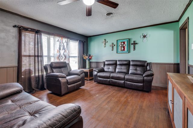 5732 Monterrey Drive, Fort Worth, TX 76112