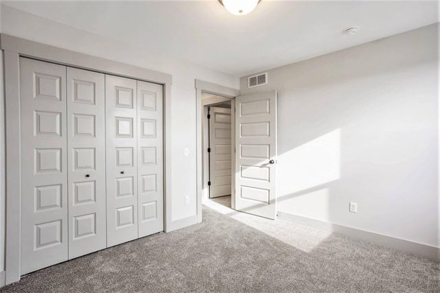 411 Gidley Circle, Grand Haven, MI 49417