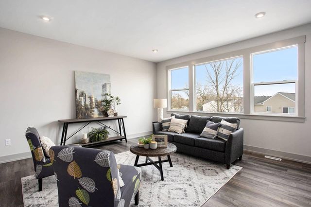 411 Gidley Circle, Grand Haven, MI 49417