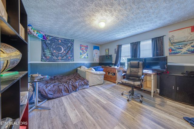 2215 Island Blvd, Sevierville, TN 37876