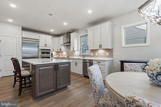 46337 REDDISH KNOB DR, Sterling, VA 20164