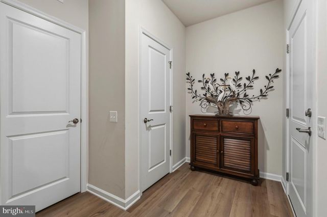 46337 REDDISH KNOB DR, Sterling, VA 20164