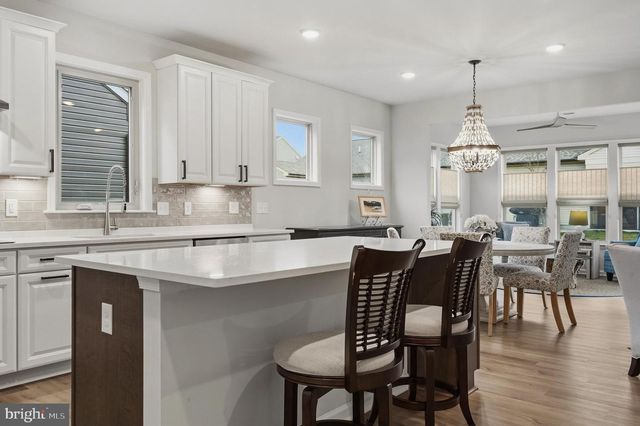 46337 REDDISH KNOB DR, Sterling, VA 20164