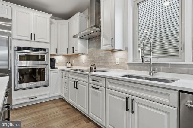 46337 REDDISH KNOB DR, Sterling, VA 20164