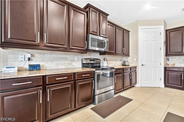 12840 Olde Banyon BLVD, North Fort Myers, FL 33903