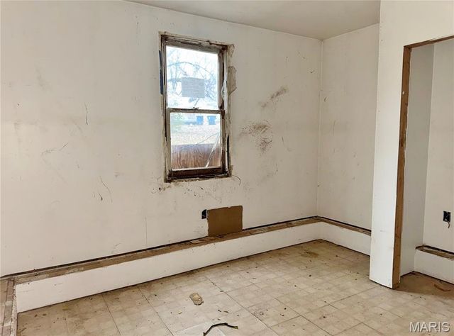 6237 Garfield Avenue, Berkeley, MO 63134