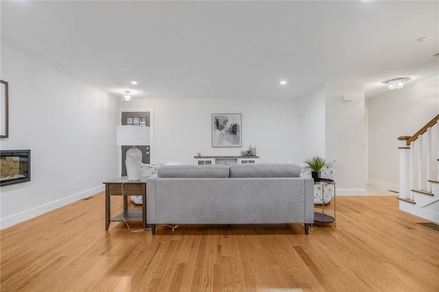 7 Trinity Way, Johnston, RI 02919