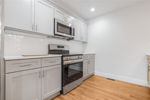 7 Trinity Way, Johnston, RI 02919