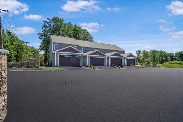 7 Trinity Way, Johnston, RI 02919