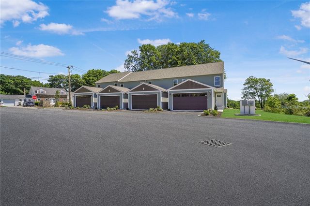 7 Trinity Way, Johnston, RI 02919