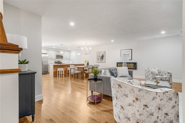 7 Trinity Way, Johnston, RI 02919
