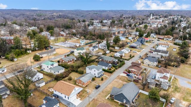 2016 Pansy Street, Lynchburg, VA 24503