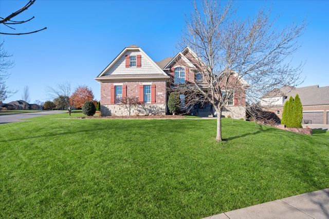 607 Locust Creek Boulevard, Louisville, KY 40245