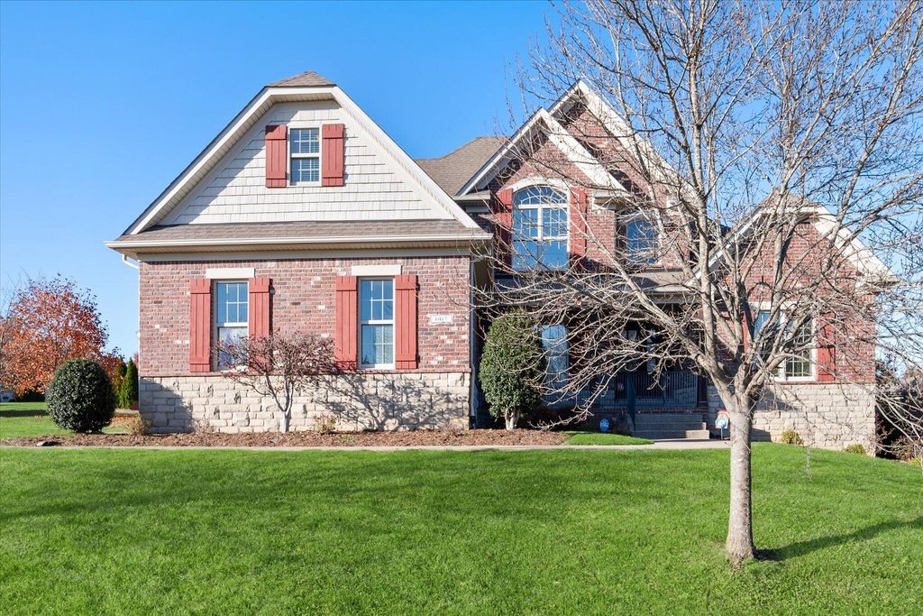 607 Locust Creek Boulevard, Louisville, KY 40245