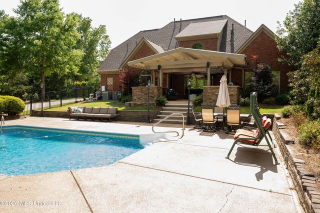 1290 S Robertson Road, Hernando, MS 38632