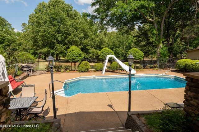 1290 S Robertson Road, Hernando, MS 38632