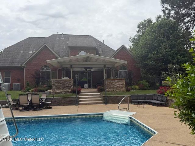 1290 S Robertson Road, Hernando, MS 38632