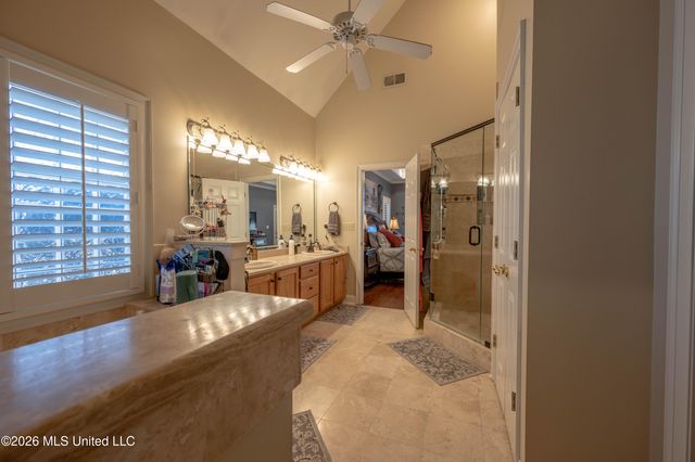 1290 S Robertson Road, Hernando, MS 38632