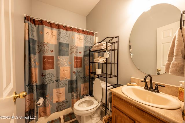 1290 S Robertson Road, Hernando, MS 38632