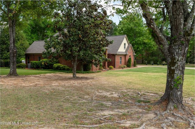 1290 S Robertson Road, Hernando, MS 38632