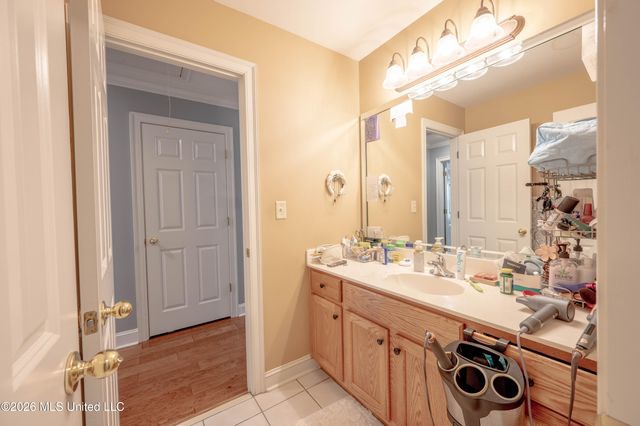 1290 S Robertson Road, Hernando, MS 38632