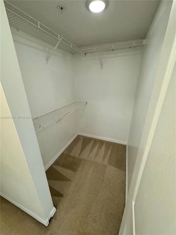 2039 SE 10th Ave 509, Fort Lauderdale, FL 33316