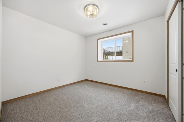 8359 61st Street S, Horace, ND 58047