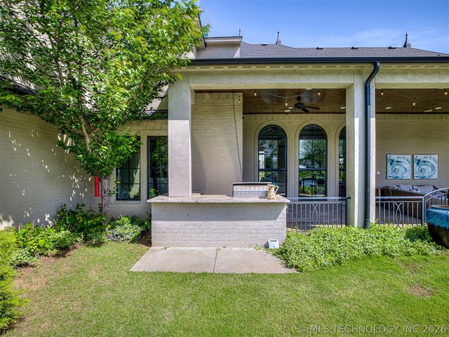 3306 W 68th Street, Tulsa, OK 74132